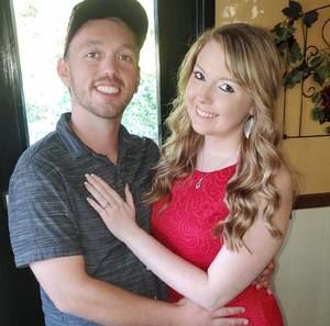 Meet your Posher, Katelyn